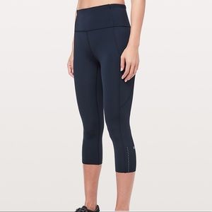 Lululemon crop navy leggings